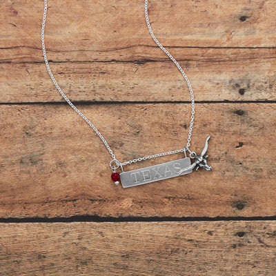 Introducing the Sterling Silver Engravable Bar Necklace: An Essential Piece For Any Look